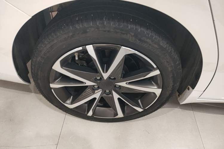 Used AION S Plus 2022 70 Intelligent Driving Edition Right Rear Wheel Hub