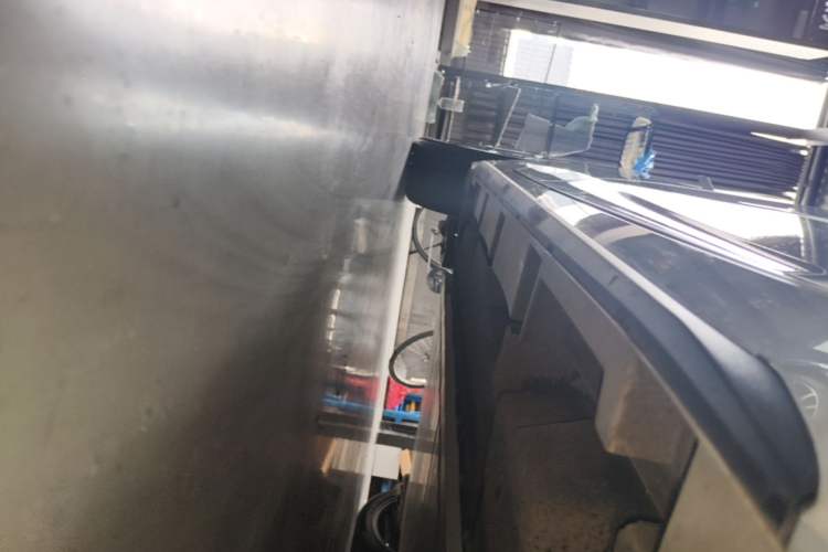 Used AION S Plus 2022 80 Tech Edition Right Side Sill