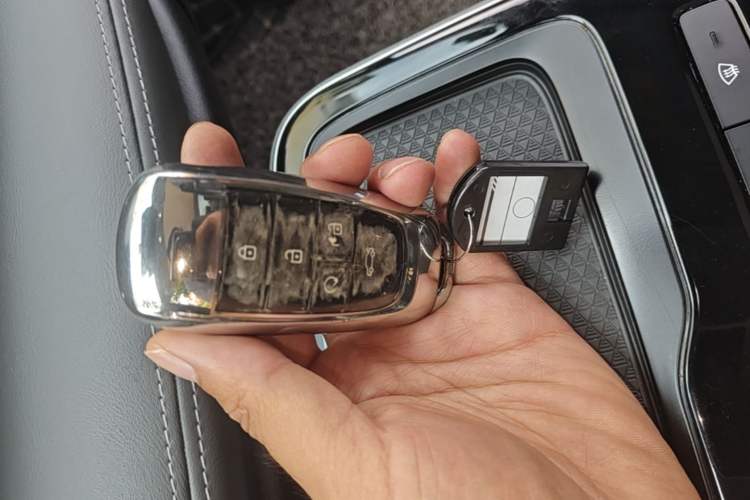 Used AION S Plus 2022 80 Tech Edition Vehicle Key