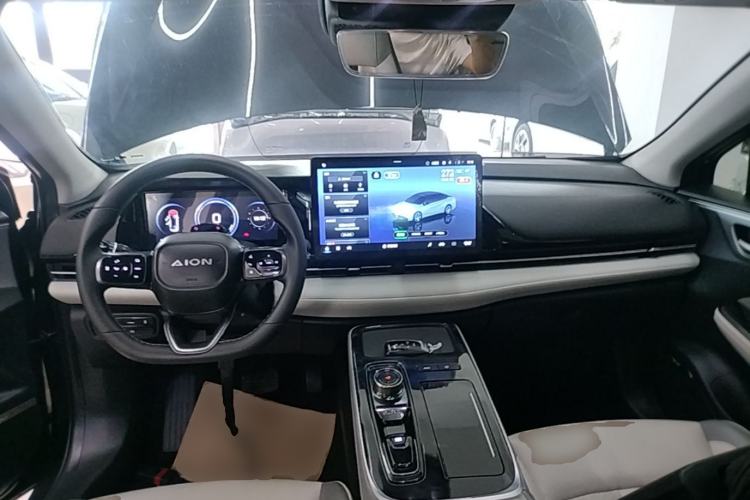 Used AION S Plus 2023 70 Intelligent Driving Version Ternary Lithium Center Console