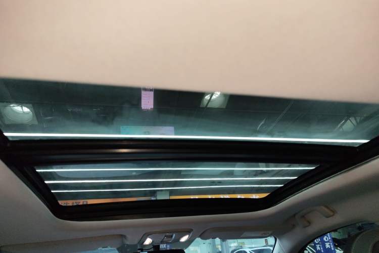 Used AION S Plus 2023 70 Intelligent Edition Lithium Iron Phosphate Headliner
