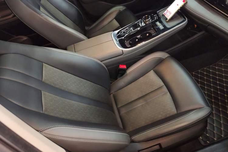 Used AION S Plus 2023 70 Intelligent Edition Lithium Iron Phosphate Right Front Seat