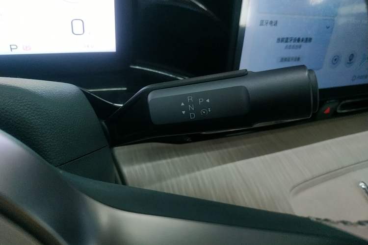 Used AION S Plus 2023 80 Tech Edition Ternary Lithium Gear Lever