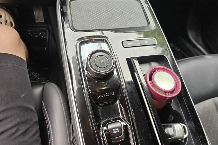 Used AION S Plus 2023 70 Enjoy Edition Lithium Iron Phosphate Gear Lever