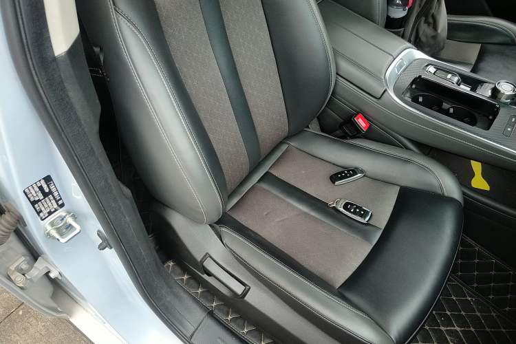 Used AION S Plus 2023 70 Intelligent Edition Lithium Iron Phosphate Right Front Seat