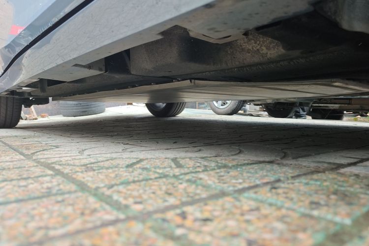 Used AION S Plus 2023 80 Tech Edition Ternary Lithium Right Side Sill