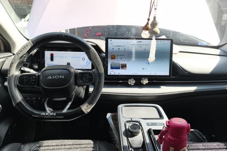 Used AION S Plus 2023 70 Enjoyment Edition Ternary Lithium Center Console