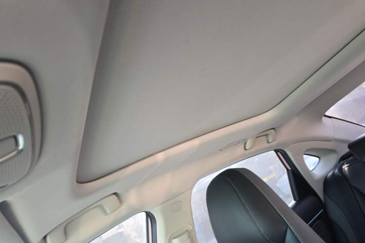Used AION S Plus 2023 70 Intelligent Edition Lithium Iron Phosphate Headliner