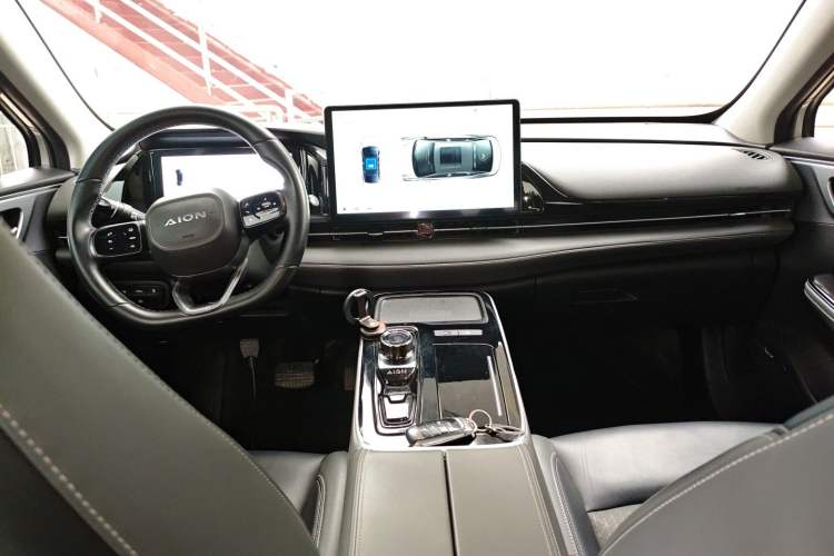 Used AION S Plus 2023 70 Intelligent Edition Lithium Iron Phosphate Interior 2