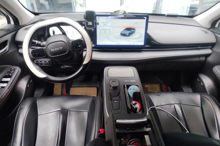 Used AION S Plus 2023 70 Intelligent Edition Lithium Iron Phosphate Center Console