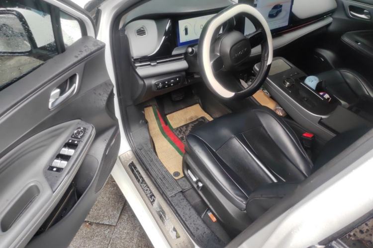 Used AION S Plus 2023 70 Intelligent Edition Lithium Iron Phosphate Driver Seat