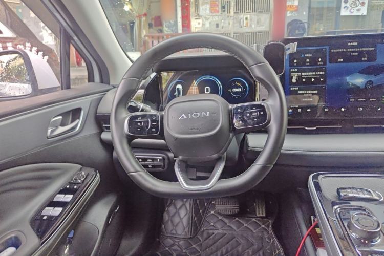 Used AION S Plus 2023 70 Intelligent Edition Lithium Iron Phosphate Steering Wheel