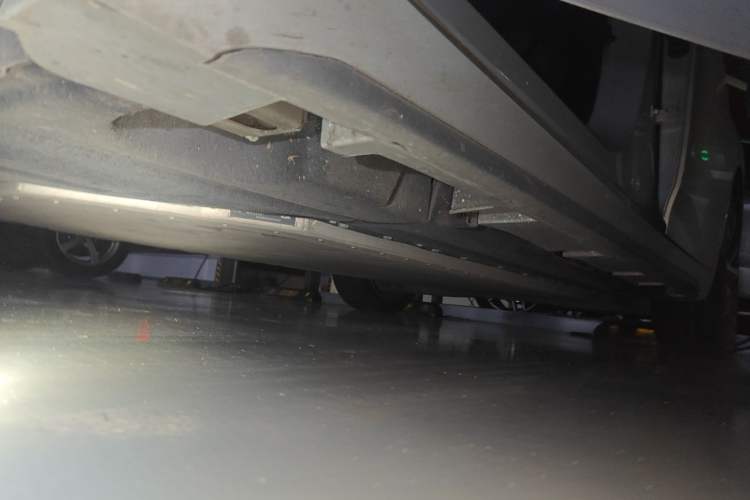 Used AION S Plus 2023 70 Intelligent Edition Lithium Iron Phosphate Chassis Front Left