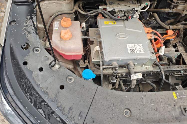 Used AION S Plus 2023 70 Enjoy Edition Lithium Iron Phosphate Engine Bay Right