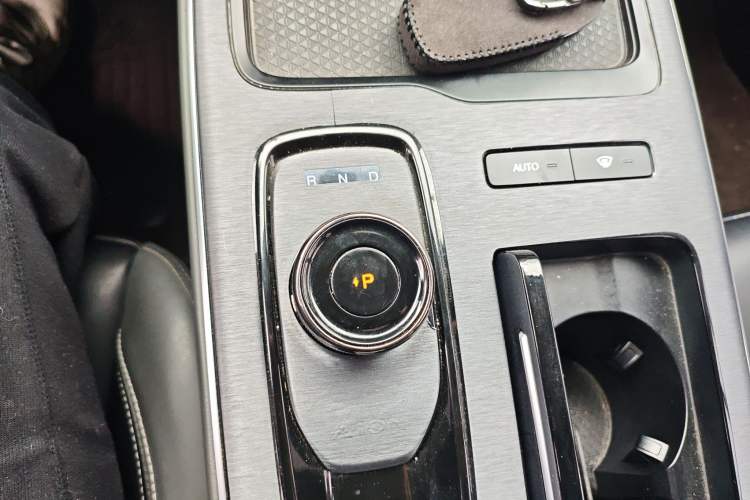 Used AION S Plus 2023 70 Enjoy Edition Lithium Iron Phosphate Gear Lever
