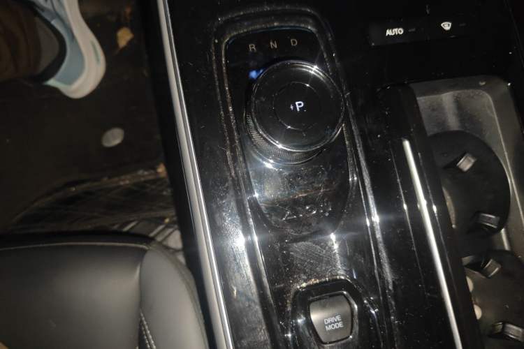 Used AION S Plus 2023 70 Intelligent Edition Lithium Iron Phosphate Gear Lever