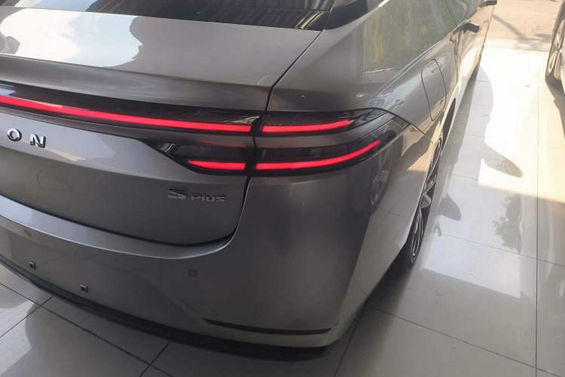 Used AION S Plus 2023 70 Intelligent Edition Lithium Iron Phosphate Right Rear Taillight