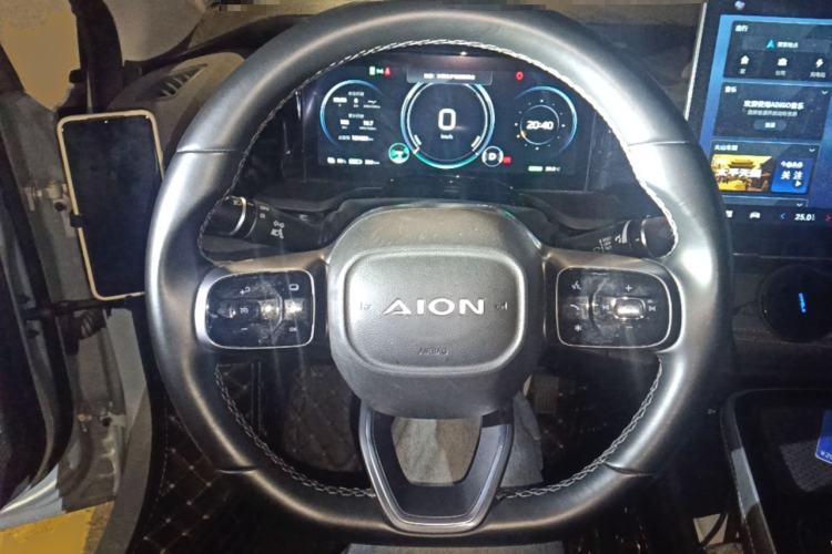 Used AION S Plus 2023 70 Intelligent Edition Lithium Iron Phosphate Steering Wheel