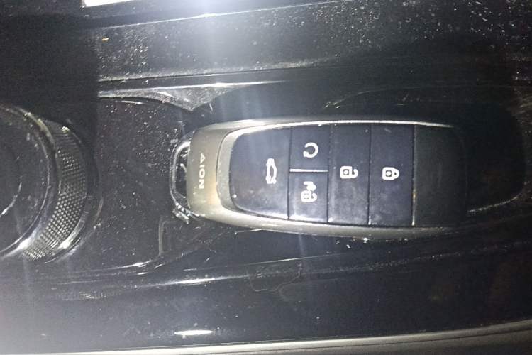 Used AION S Plus 2023 70 Intelligent Edition Lithium Iron Phosphate Vehicle Key