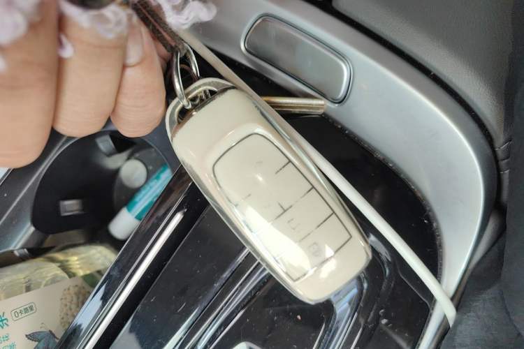 Used AION S Plus 2023 70 Enjoy Edition Lithium Iron Phosphate Vehicle Key