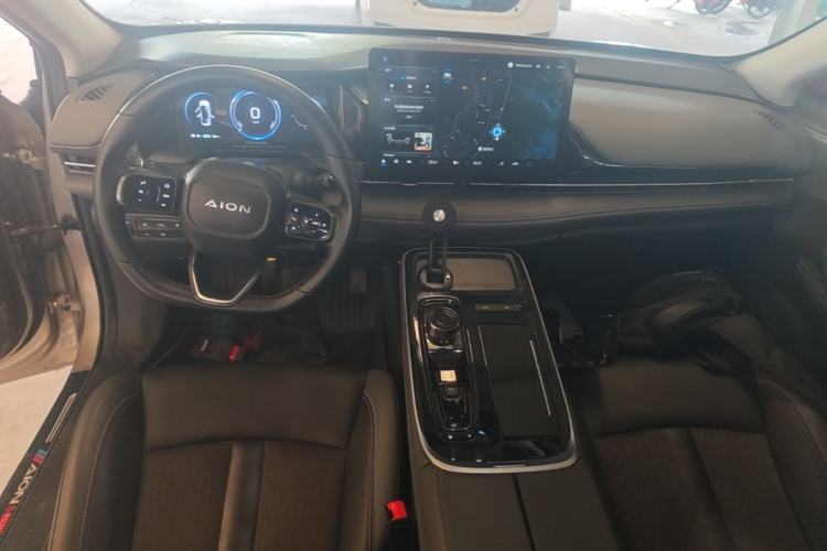 Used AION S Plus 2023 70 Intelligent Edition Lithium Iron Phosphate Center Console