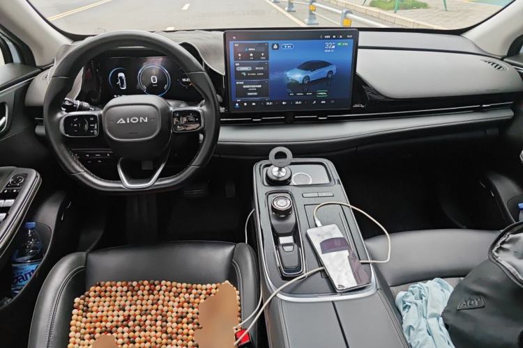 Used AION S Plus 2023 70 Enjoyment Edition Ternary Lithium Center Console