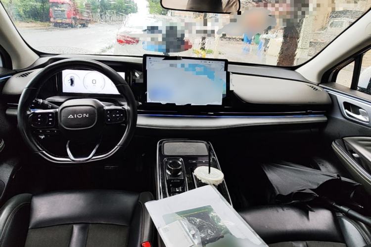 Used AION S Plus 2023 70 Intelligent Edition Lithium Iron Phosphate Center Console