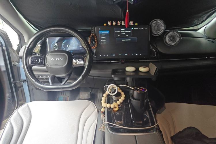 Used AION S Plus 2023 70 Enjoyment Edition Ternary Lithium Center Console