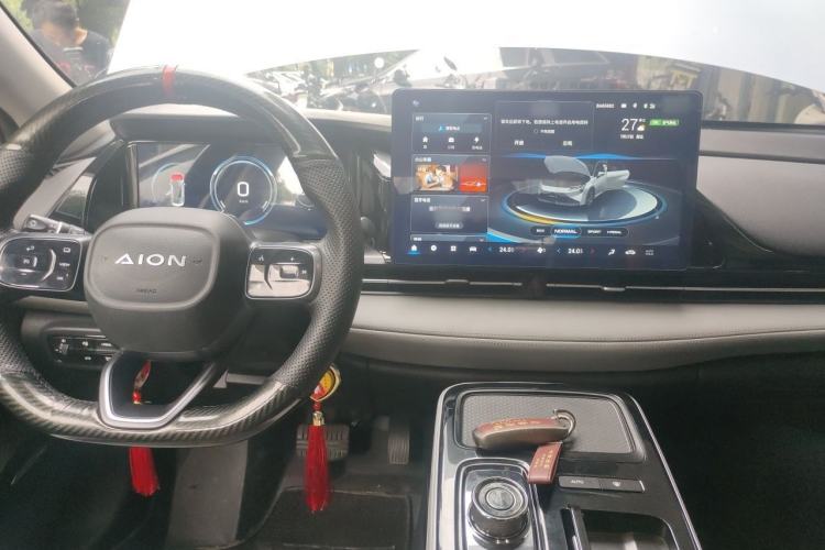 Used AION S Plus 2023 70 Intelligent Edition Lithium Iron Phosphate Center Console