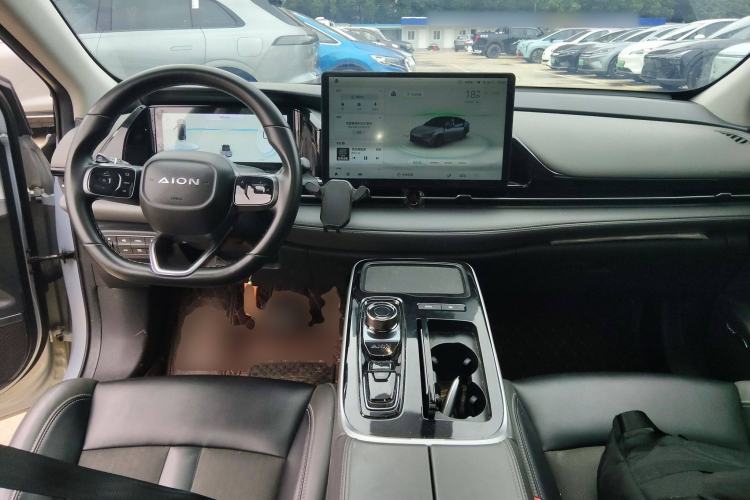 Used AION S Plus 2023 70 Enjoyment Edition Ternary Lithium Center Console