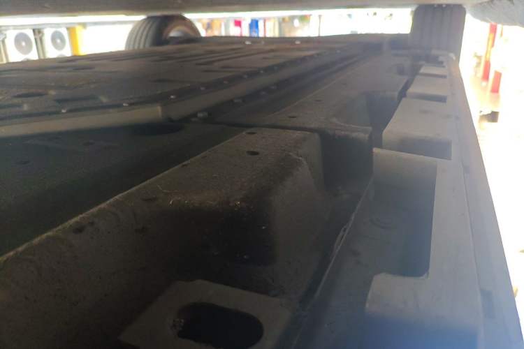 Used AION S Plus 2023 70 Intelligent Edition Lithium Iron Phosphate Chassis Front Right