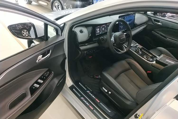 Used AION S Plus 2023 80 Tech Edition Ternary Lithium Driver Seat