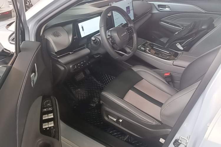 Used AION S Plus 2023 70 Enjoyment Edition Ternary Lithium Driver Seat