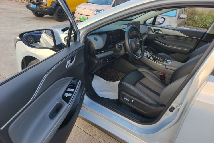 Used AION S Plus 2023 70 Enjoy Edition Lithium Iron Phosphate Driver Seat