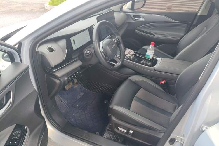 Used AION S Plus 2023 70 Enjoyment Edition Ternary Lithium Driver Seat