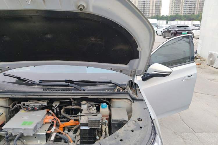 Used AION S Plus 2023 80 Tech Edition Ternary Lithium Engine Bay Left
