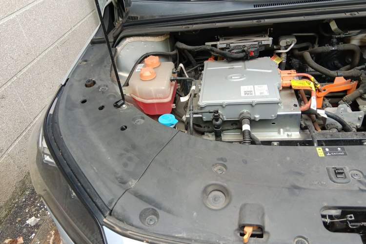 Used AION S Plus 2023 70 Enjoy Edition Lithium Iron Phosphate Engine Bay Right