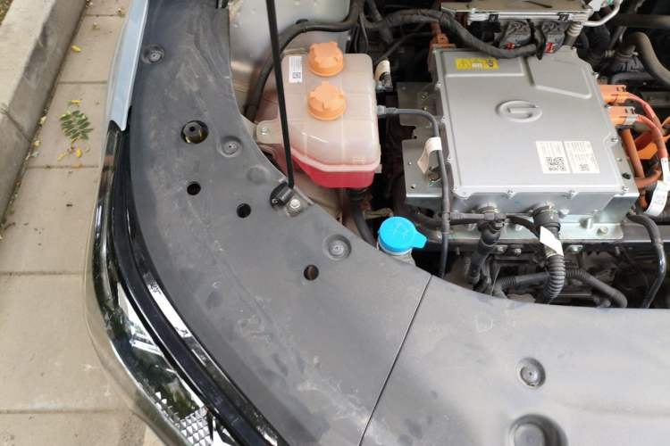 Used AION S Plus 2023 70 Enjoyment Edition Ternary Lithium Engine Bay Right