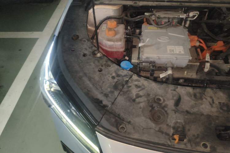 Used AION S Plus 2023 70 Intelligent Edition Lithium Iron Phosphate Engine Bay Right
