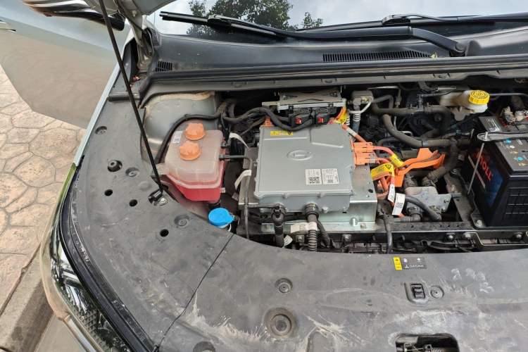 Used AION S Plus 2023 70 Enjoy Edition Lithium Iron Phosphate Engine Bay Right