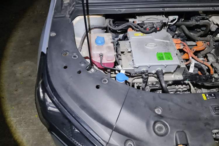 Used AION S Plus 2023 80 Tech Edition Ternary Lithium Engine Bay Right