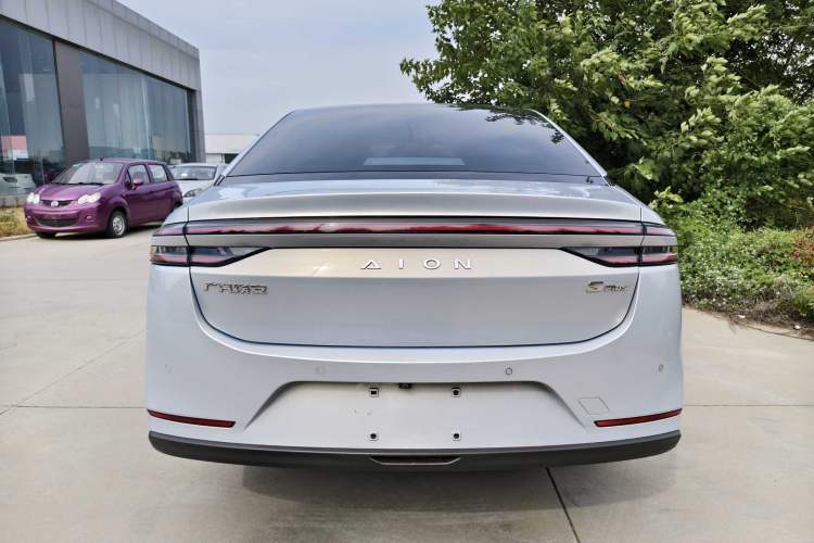 Used AION S Plus 2023 70 Intelligent Driving Version Ternary Lithium Exterior 5