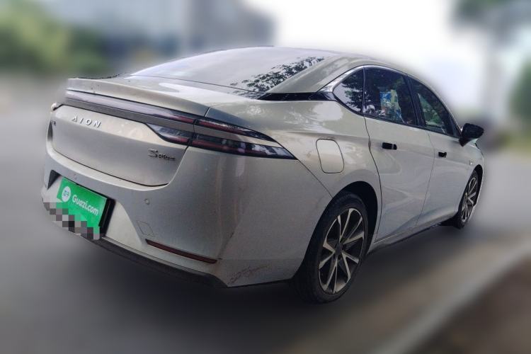 Used AION S Plus 2023 70 Intelligent Edition Lithium Iron Phosphate Exterior 5