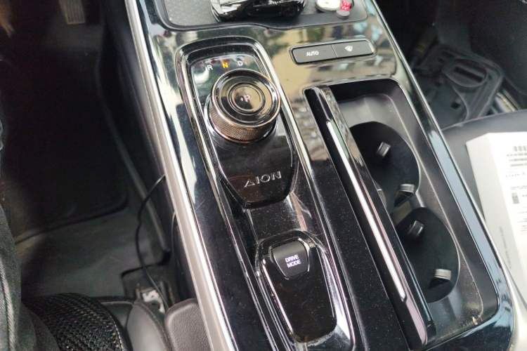 Used AION S Plus 2023 80 Tech Edition Ternary Lithium Gear Lever