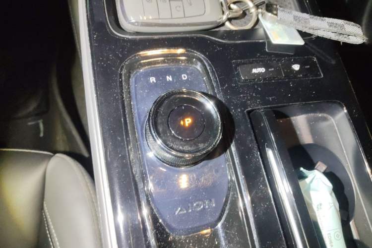 Used AION S Plus 2023 70 Enjoyment Edition Ternary Lithium Gear Lever