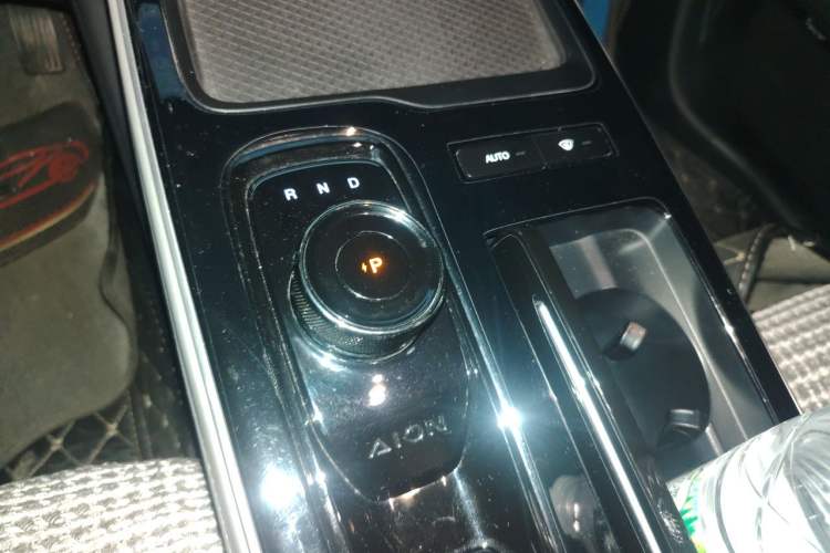 Used AION S Plus 2023 70 Enjoy Edition Lithium Iron Phosphate Gear Lever