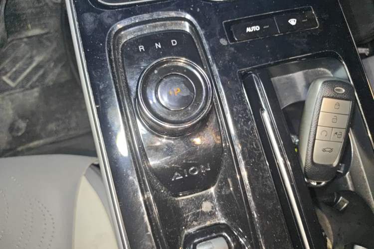 Used AION S Plus 2023 70 Enjoy Edition Lithium Iron Phosphate Gear Lever