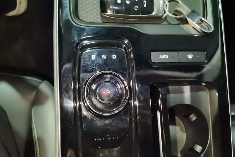 Used AION S Plus 2023 70 Enjoy Edition Lithium Iron Phosphate Gear Lever