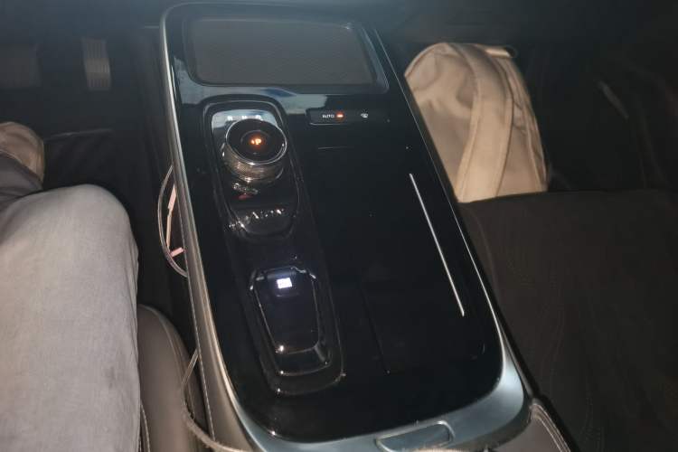 Used AION S Plus 2023 70 Enjoyment Edition Ternary Lithium Gear Lever