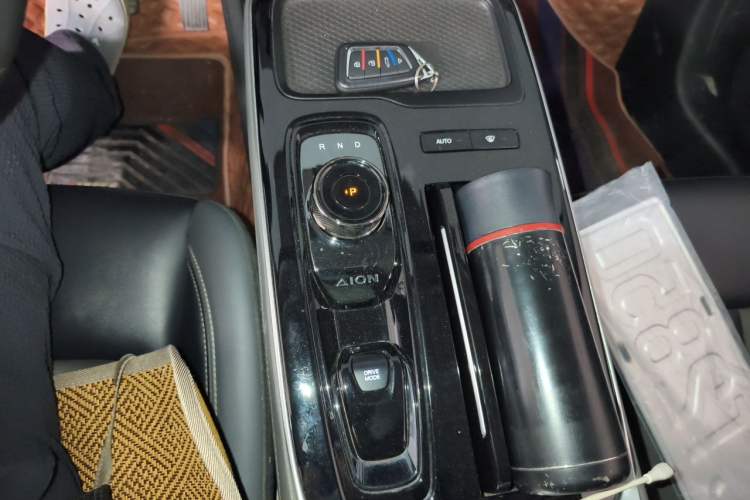 Used AION S Plus 2023 70 Intelligent Edition Lithium Iron Phosphate Gear Lever